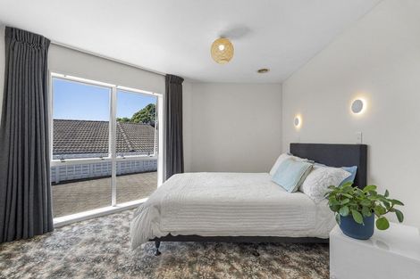 Photo of property in 8 Chatswood Grove, Fitzroy, New Plymouth, 4312