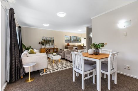 Photo of property in 126u6 Redwood Avenue, Tawa, Wellington, 5028