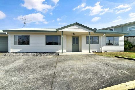 Photo of property in 19 Mamaku Rise, Welcome Bay, Tauranga, 3112
