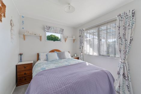 Photo of property in 22 Glamorgan Avenue, Tamatea, Napier, 4112