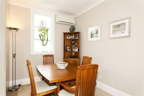 Photo of property in 10 Garden Terrace, Devonport, Auckland, 0624