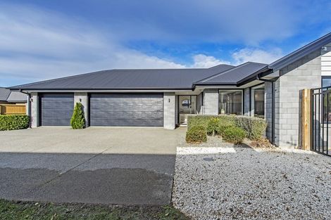 Photo of property in 31 Navy Loop, Rolleston, 7614