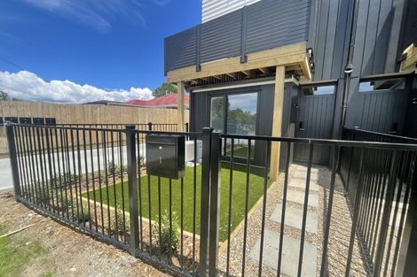 Photo of property in 1/504 Don Buck Road, Massey, Auckland, 0614