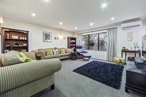 Photo of property in 12 Maeroa Road, Beerescourt, Hamilton, 3200