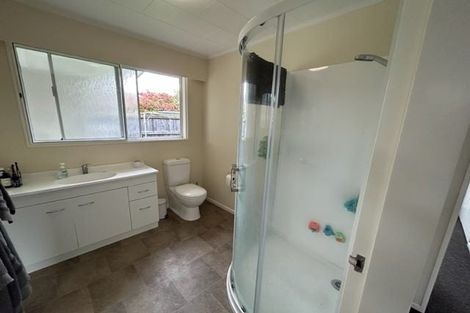 Photo of property in 19 Nimmo Avenue, Waikanae, 5036