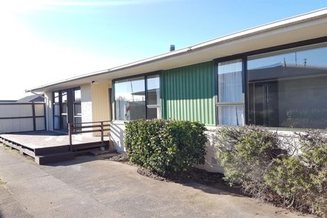 Photo of property in 50 Oriana Crescent, Hornby, Christchurch, 8042