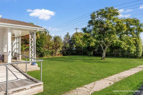 Photo of property in 35 De Lautour Road, Inner Kaiti, Gisborne, 4010