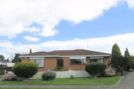 Photo of property in 2/8 Inverell Place, Mount Maunganui, 3116