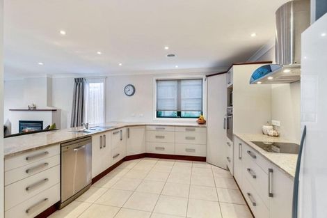 Photo of property in 44 Furlong Crescent, Churton Park, Wellington, 6037