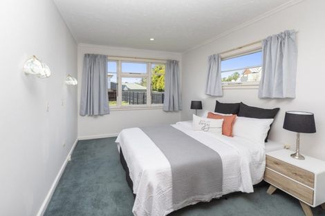 Photo of property in 240 Westminster Street, Mairehau, Christchurch, 8013