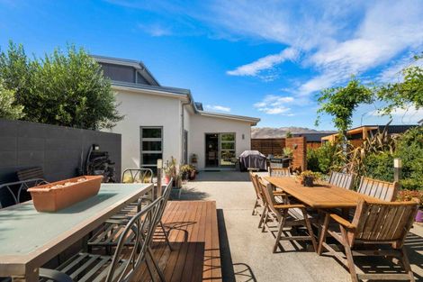 Photo of property in 10 Kowhai Place, Cromwell, 9310