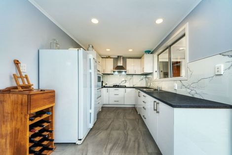 Photo of property in 47 Hartley Terrace, Massey, Auckland, 0614