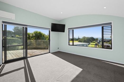 Photo of property in 24 Mccrystal Avenue, Bucklands Beach, Auckland, 2012