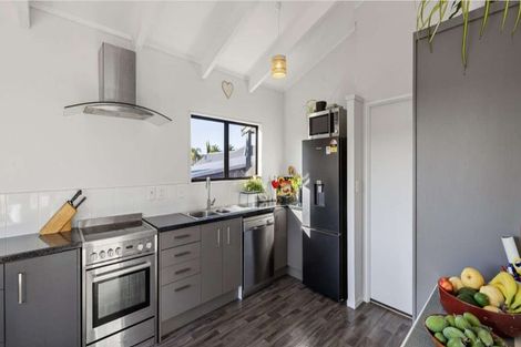 Photo of property in 2/56 Heron Avenue East, Matua, Tauranga, 3110