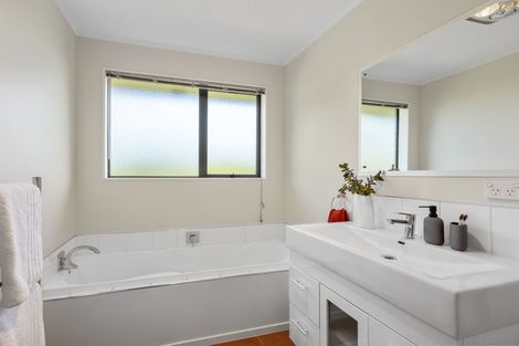 Photo of property in 60 Kingsford Drive, Stoke, Nelson, 7011