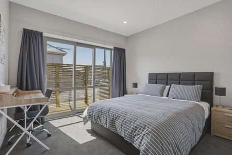 Photo of property in 43 Bradshaw Street, South Dunedin, Dunedin, 9012
