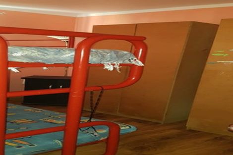 Photo of property in 3/15 Islington Avenue, New Lynn, Auckland, 0600