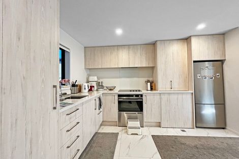 Photo of property in 2/12 Biddle Crescent, Taita, Lower Hutt, 5011