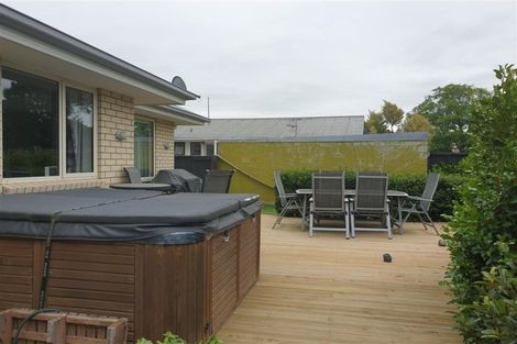 Photo of property in 6 Ruddenklau Lane, Bishopdale, Christchurch, 8053