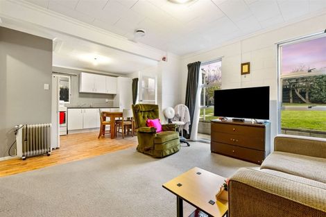 Photo of property in 22 Realm Place, Massey, Auckland, 0614