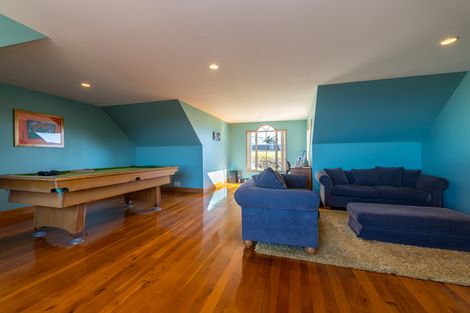 Photo of property in 330 Highcliff Road, Highcliff, Dunedin, 9013