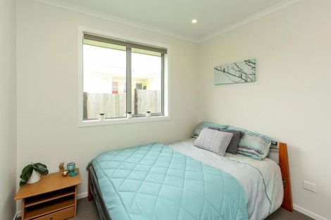 Photo of property in 92 Smart Road, Glen Avon, New Plymouth, 4312
