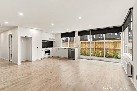 Photo of property in 10/6u Bushland Grove, Paparangi, Wellington, 6037