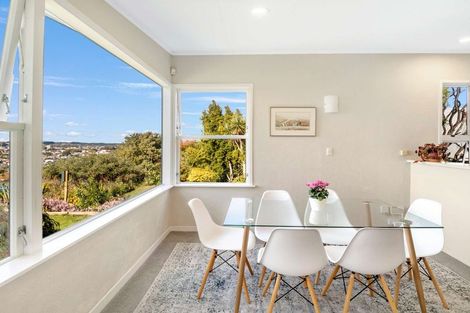 Photo of property in 11 Smart Terrace, Saint Johns Hill, Whanganui, 4500