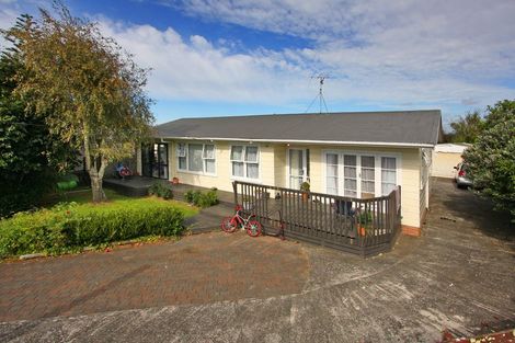 Photo of property in 18 Glenburn Place, Papakura, 2110