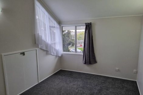 Photo of property in 43 Edmonton Road, Henderson, Auckland, 0612