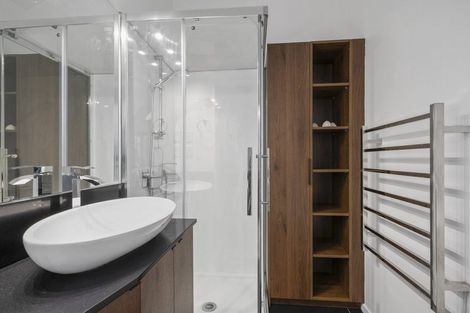 Photo of property in Courtenay Mews Apartments, 18/14u Alpha Street, Te Aro, Wellington, 6011