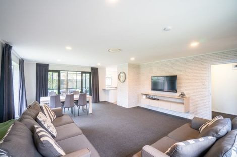 Photo of property in 15 Madison Avenue, Milson, Palmerston North, 4414