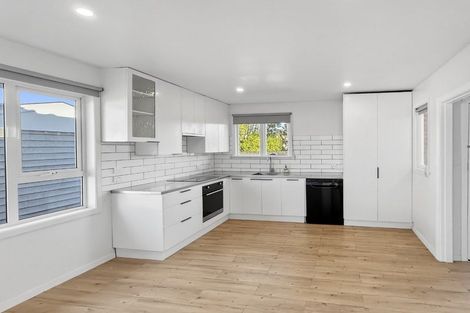 Photo of property in 22 Russley Road, Russley, Christchurch, 8042