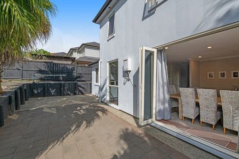 Photo of property in 12 Tekapo Rise, Fairview Heights, Auckland, 0632