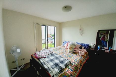 Photo of property in 3k/17 Crown Lynn Place, New Lynn, Auckland, 0600