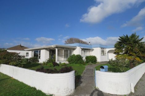 Photo of property in 17 Russell Street, Westport, 7825