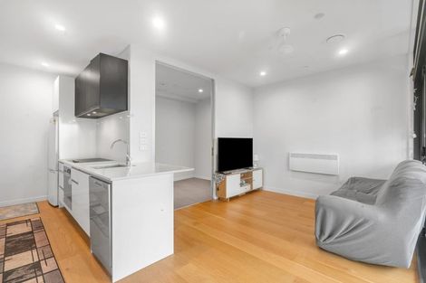Photo of property in Frank Sargeson Apts, 202/74 Anzac Street, Takapuna, Auckland, 0622