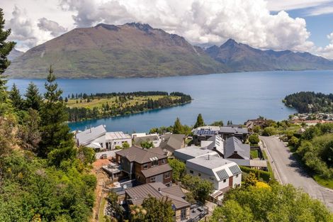 Photo of property in 12b Windsor Place, Queenstown, 9300