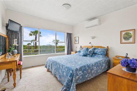 Photo of property in 84 Bream Bay Drive, Ruakaka, 0116