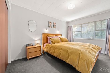 Photo of property in 43a Ludlam Crescent, Woburn, Lower Hutt, 5010