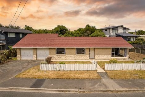 Photo of property in 242 Tomahawk Road, Ocean Grove, Dunedin, 9013