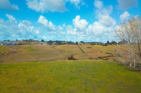 Photo of property in 46 Old Pine Valley Road, Dairy Flat, Silverdale, 0992