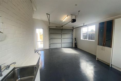 Photo of property in 61a Cambridge Terrace, Papatoetoe, Auckland, 2025