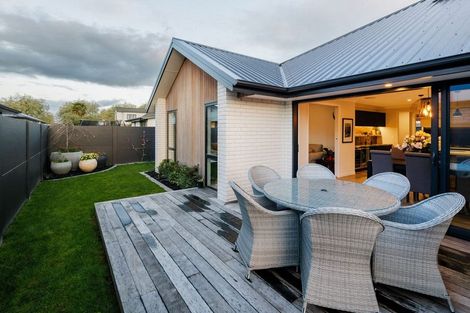 Photo of property in 14 Ruge Court, Cambridge, 3434