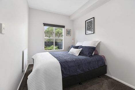 Photo of property in 25u7 Mana Street, Vogeltown, Wellington, 6021