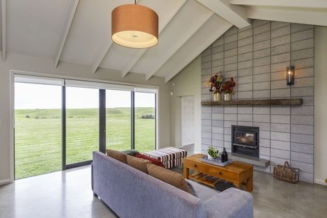 Photo of property in 151 Mount Stewart Halcombe Road, Sanson, Palmerston North, 4479