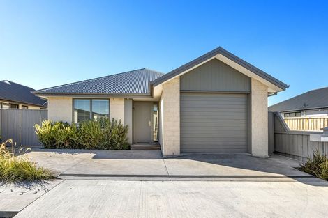 Photo of property in 5 Te Pakiaka Road, Pegasus, 7612