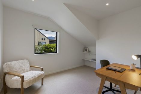 Photo of property in 3 Pioneer Court, Jacks Point, Queenstown, 9371