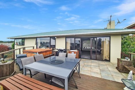 Photo of property in 47 Crownhill Street, Spotswood, New Plymouth, 4310