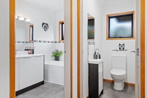 Photo of property in 14 Jaemont Court, Huntington, Hamilton, 3210